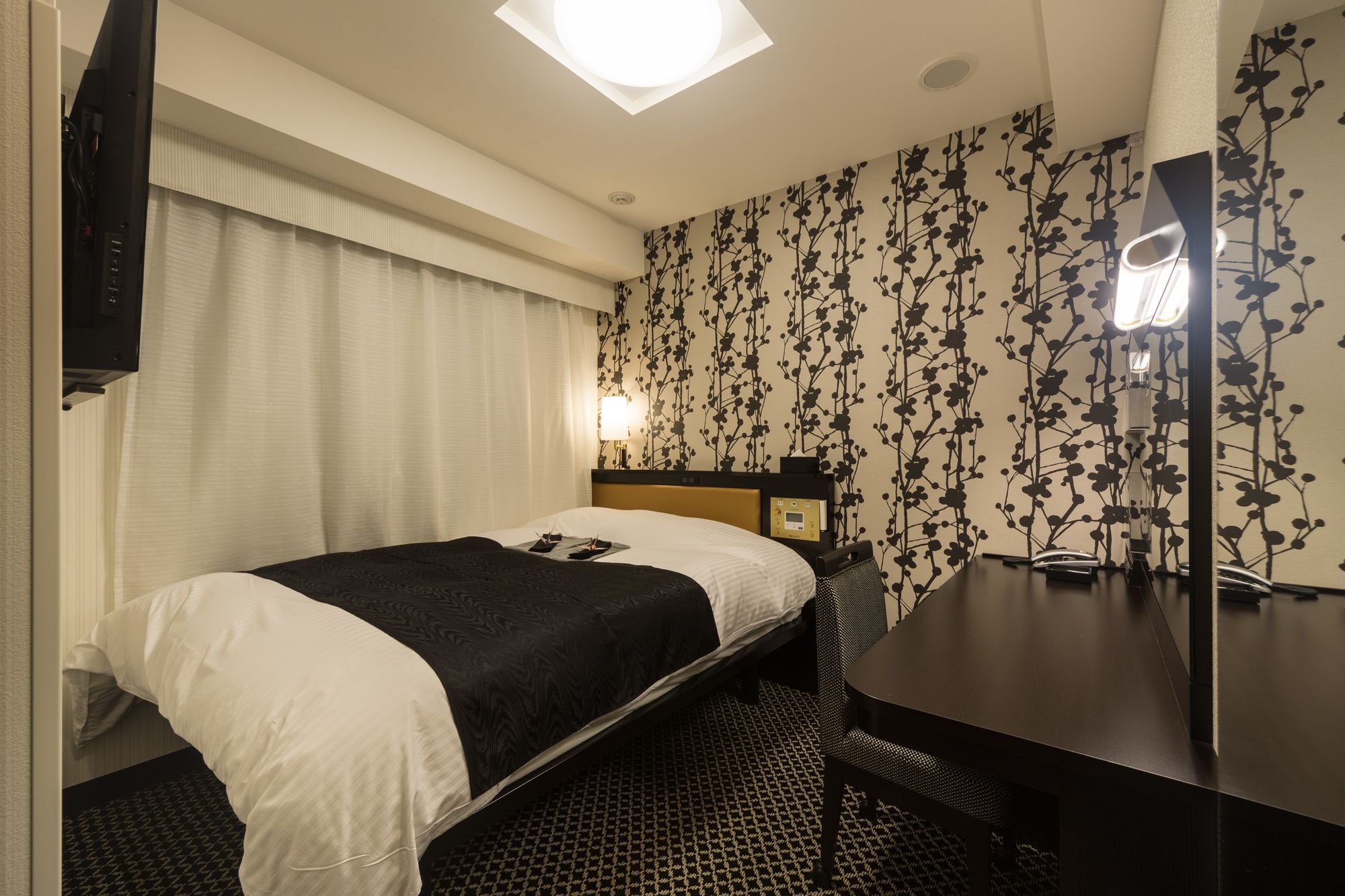 Apa Hotel Iidabashi Ekiminami Tokyo prefektur Exteriör bild